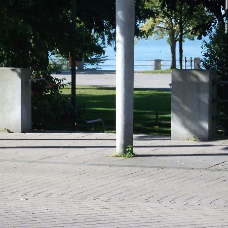 Aeltere Fewo Am Uferpark Friedrichshafen Exterior photo